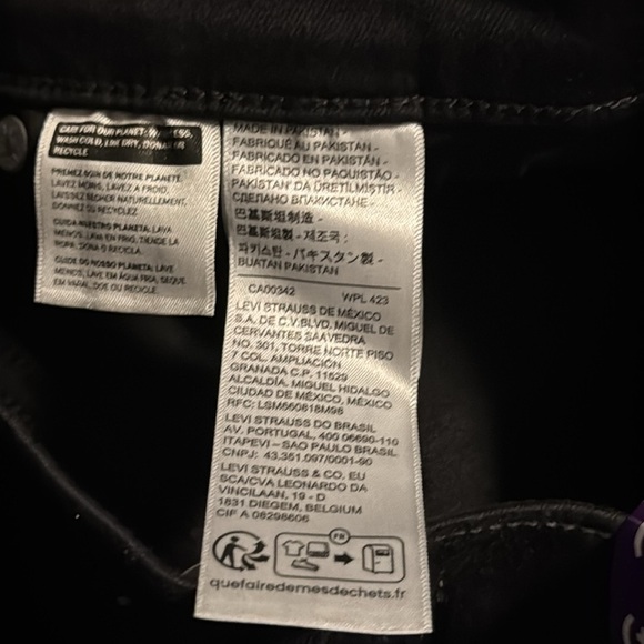 Levi's Black Women's Mid-Rise Tummy Slimming 311 Shaping Skinny Ankle Jeans 8 - Picture 7 of 8